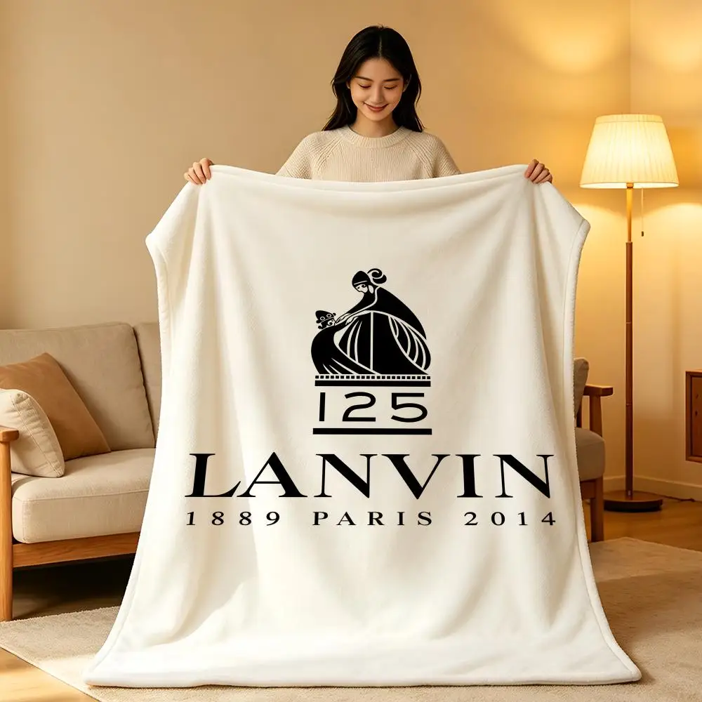 Manta de Felpa Corta de Alta Densidad Marca L-LANVIN, Suave y Agradable al Tacto, Ideal para Siesta en el Sofá o Habitaciones con Aire Acondicionado
