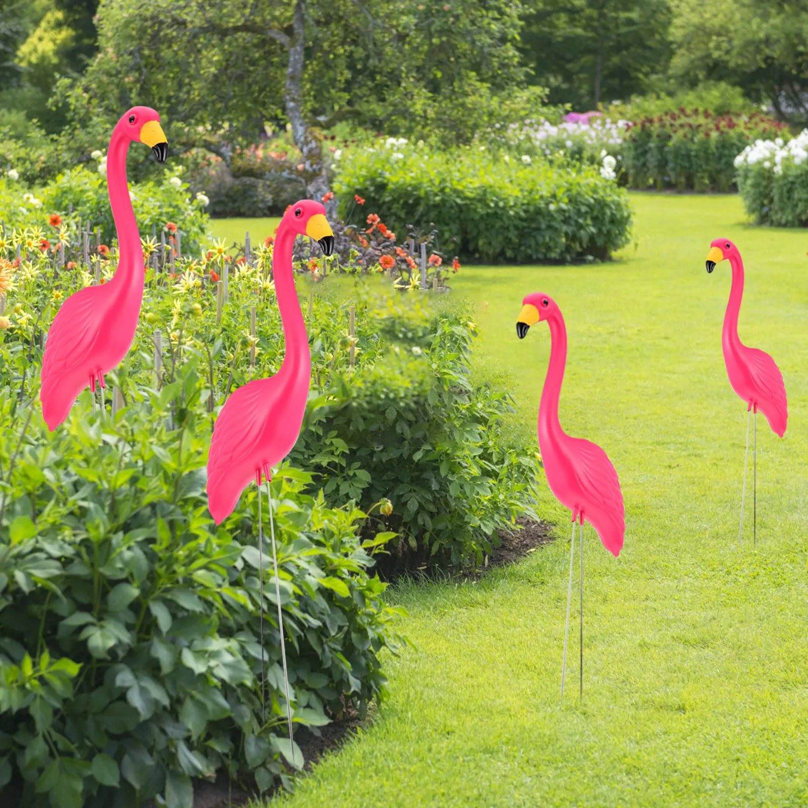 

2Pcs HDPE Flamingo Garden Stakes Bright Decoration for Yard Lawn Patio Outdoor Use Durable LifelikeFlamingo stakes