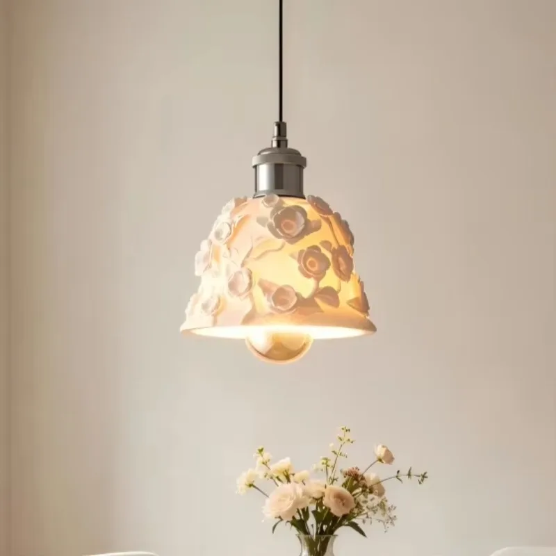 French-style Carved Chandelier Country Rose Dining Room Bedroom Bedside Personalized Retro Entrance Chandelier High Ceiling