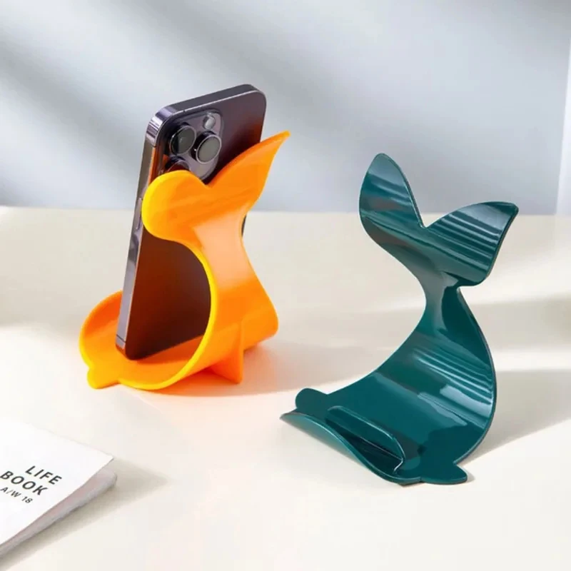 Whale-Shaped Desktop Phone Stand – Patented Cartoon Mini Tabletop Holder for Mobile Phones and Tablets, Lazy Bedside Docking