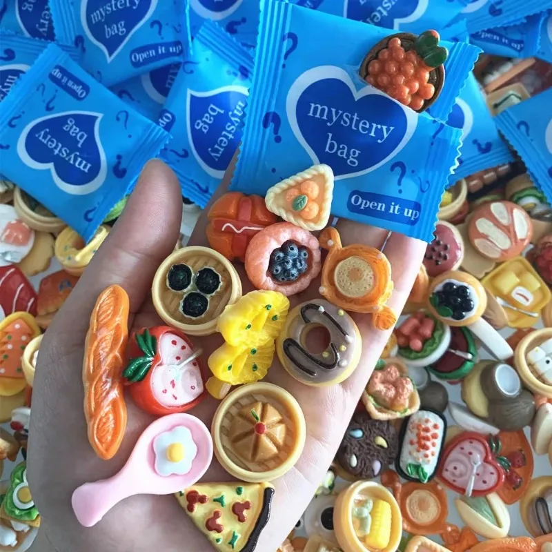 30pcs Mixed Style Blind Bag Mini Food Simulation Cute Blind Box Suitable Children's Toy House Decoration Gift Randomly Sent