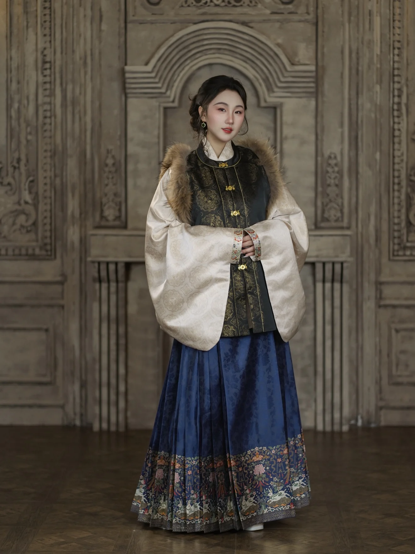 

Футболка Rabbits Aring an Ear круглый костюм Ne Tang из смеси хлопка, стеганый плавающий светильник Jaet для поездок на работу, свободный крой...