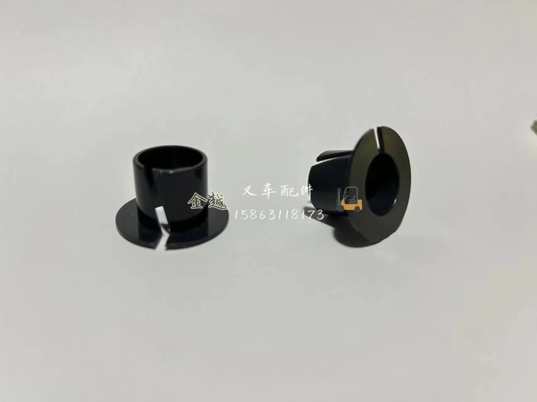 1pc for  toyota Forklift 7F 8F control valve sheath multi way valve control rod bushing 31327-23000-71