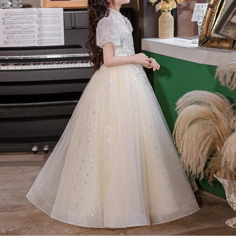 แฟชั่น High End สไตล์จีน O-คอสั้นแขนเสื้อ Ball Gown ประณีตดอกไม้ Appliques A-Line Vestidos เกาหลีพรหมชุด