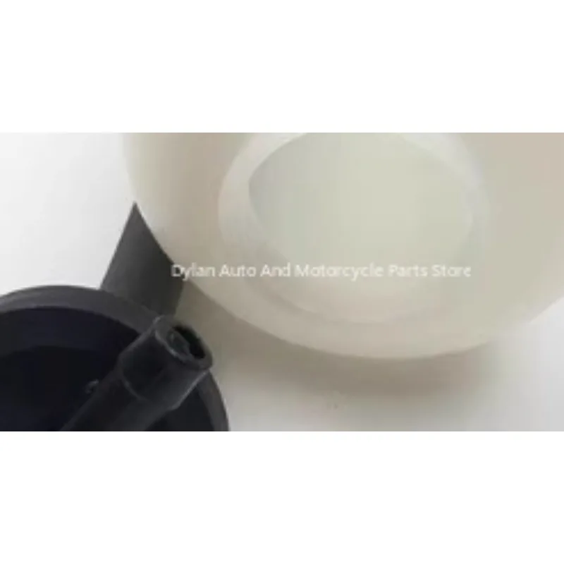 90% Discount for IHI 55/60/65/80 Yanmar 30 Excavator Auxiliary Water Tank Antifreeze Storage Water Bottle 1PC