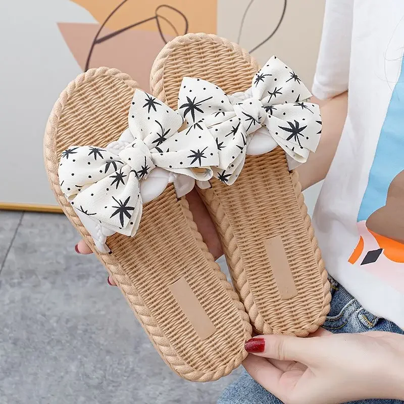 Slippers Women's Outdoor Wear Fashionable Mute Non-Slip Deodorant Wear-Resistant Lightweight Versatile Ins Korean Style Sandals