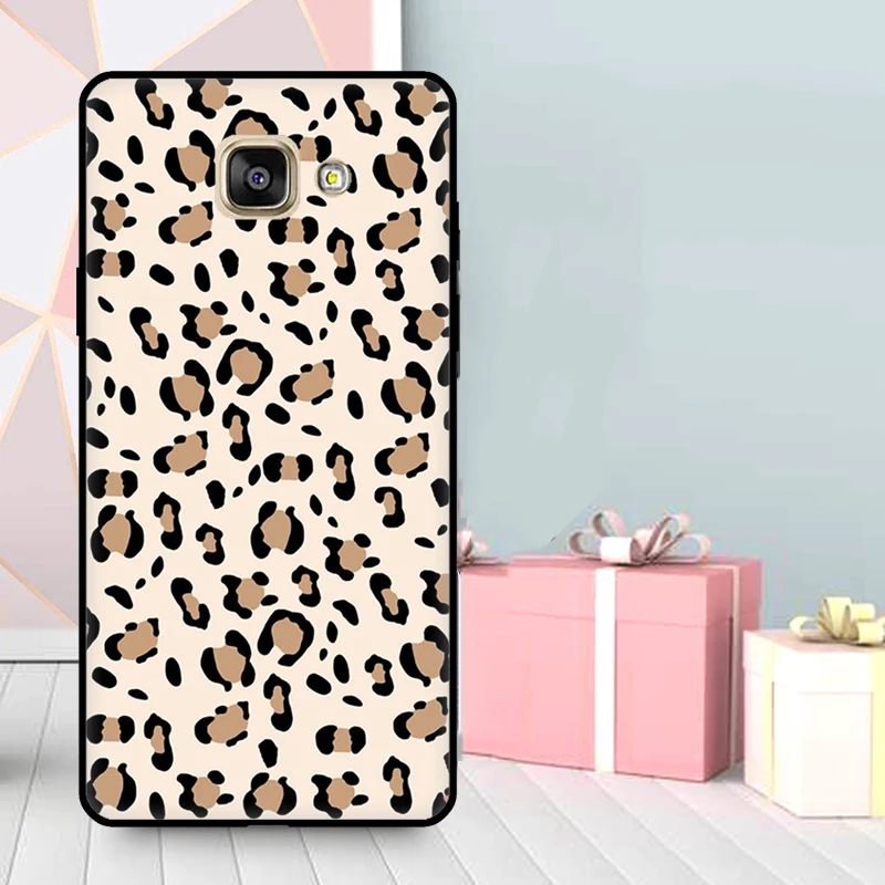 Leopard Print Pattern Cow Case For Samsung Galaxy J7 J5 J3 2017 J1 A3 A5 2016 A9 A7 A6 A8 J8 2018 J6 J4 Plus Cover view 3