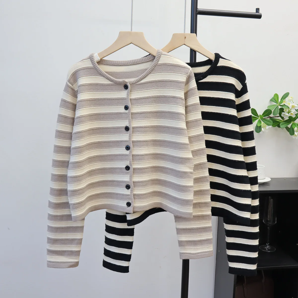 

Cardigan Women Sweaters Coats Striped Round Neck Full Sleeve Y2k Streetwear Elegant Jackets Knit Open Stith Work Autumn Winter