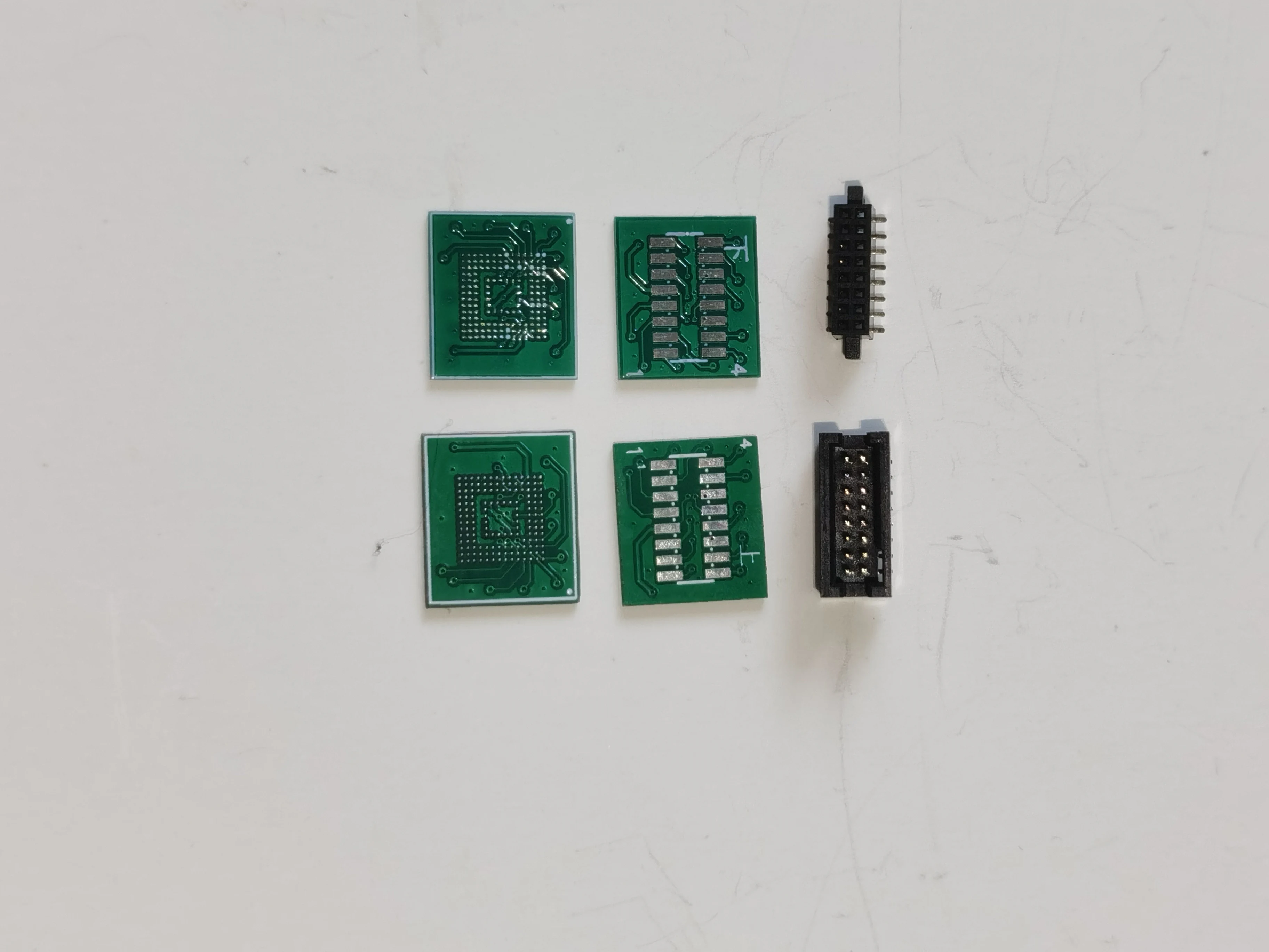 placa-emmc-quick-connect-dedicada-a-expansao-interface-completa-suporta-banco-de-teste-e-programador