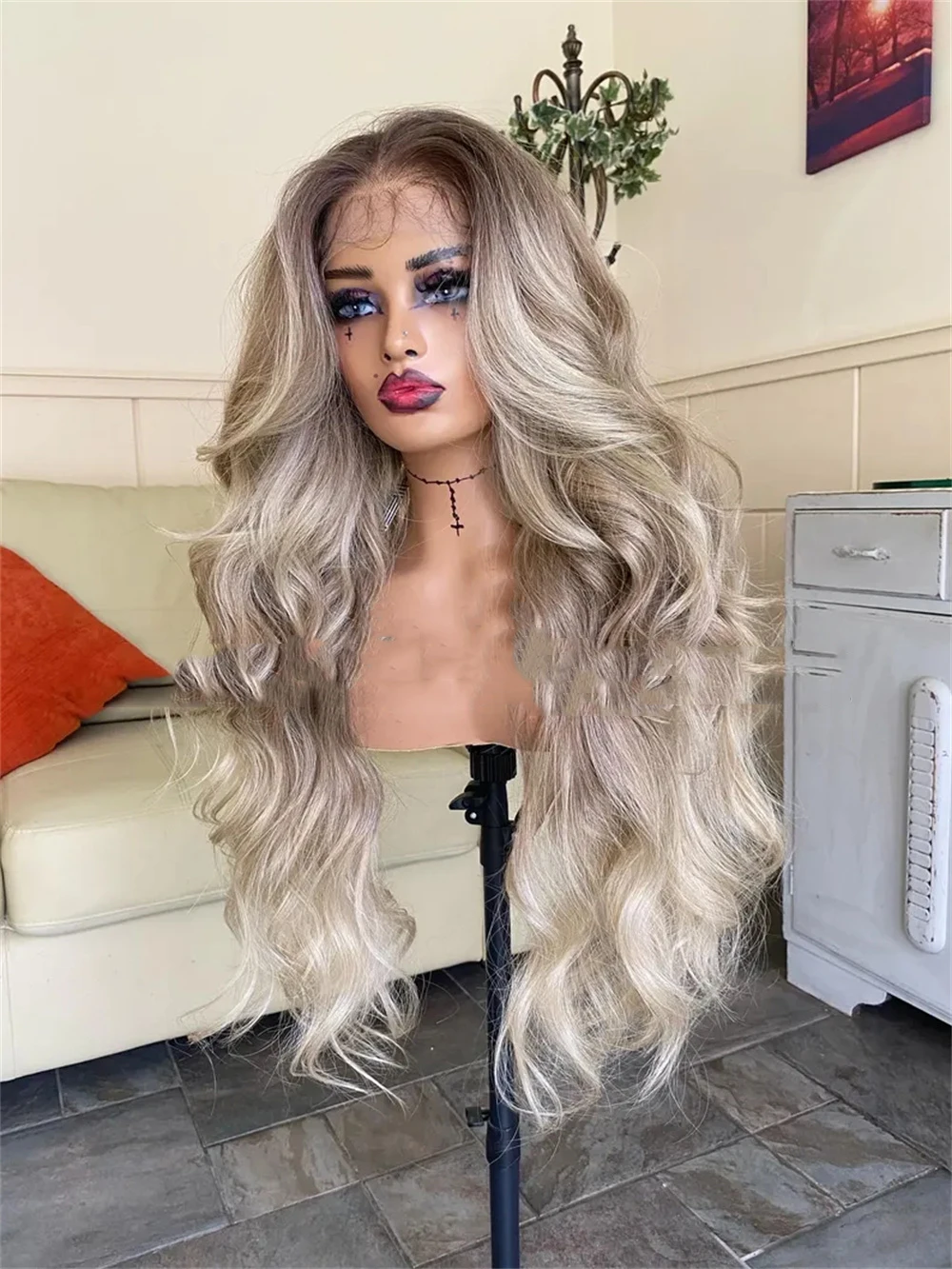 طويل شقراء لوكس الباروكات سميكة متموجة شقراء الدانتيل شعر مستعار أمامي مع جذور البني الفاتح 30 "مقاومة للحرارة الاصطناعية فوتورا شعر مستعار استخدام الحفلات