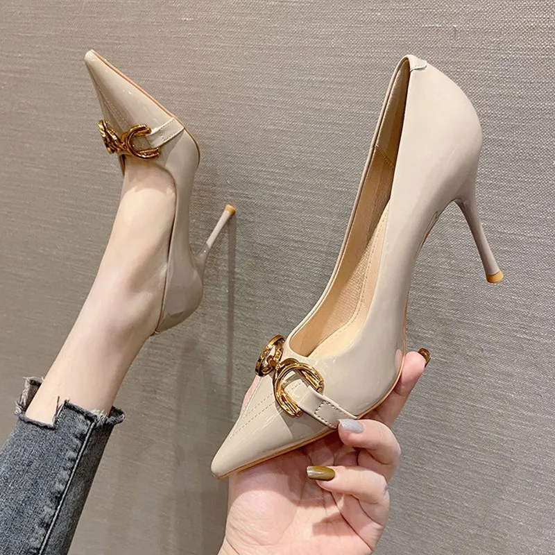 

Осенние новые туфли без шнуровки на высоком каблуке с металлической пряжкой, нескользящие износостойкие туфли на шпильке с острым носком и неглубоким носком