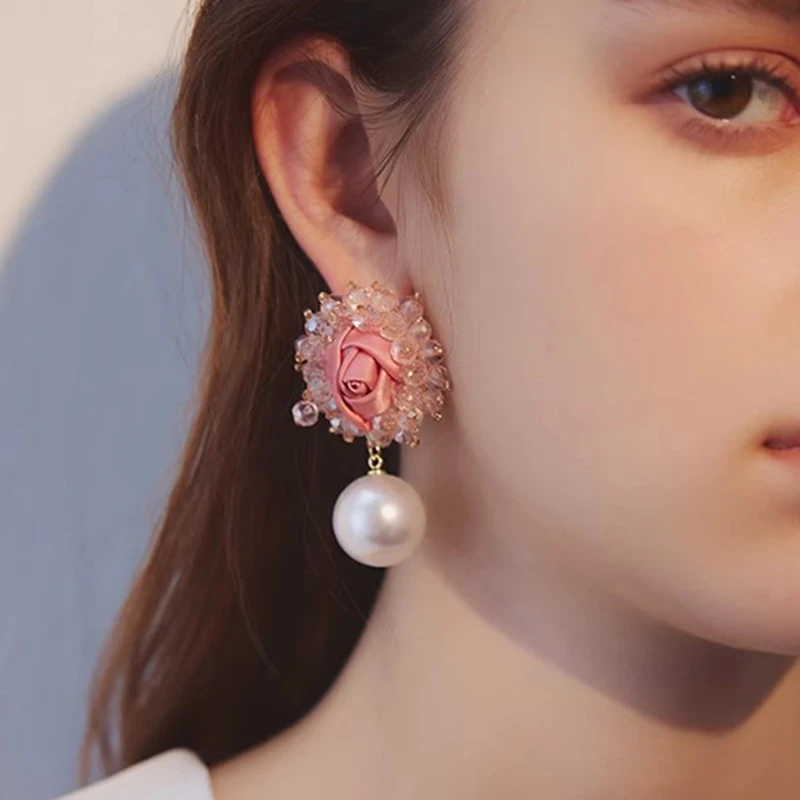 

French pink rose crystal pearls, large flowers, vacation style high-end elegant atmosphere earrings, travel jewelry