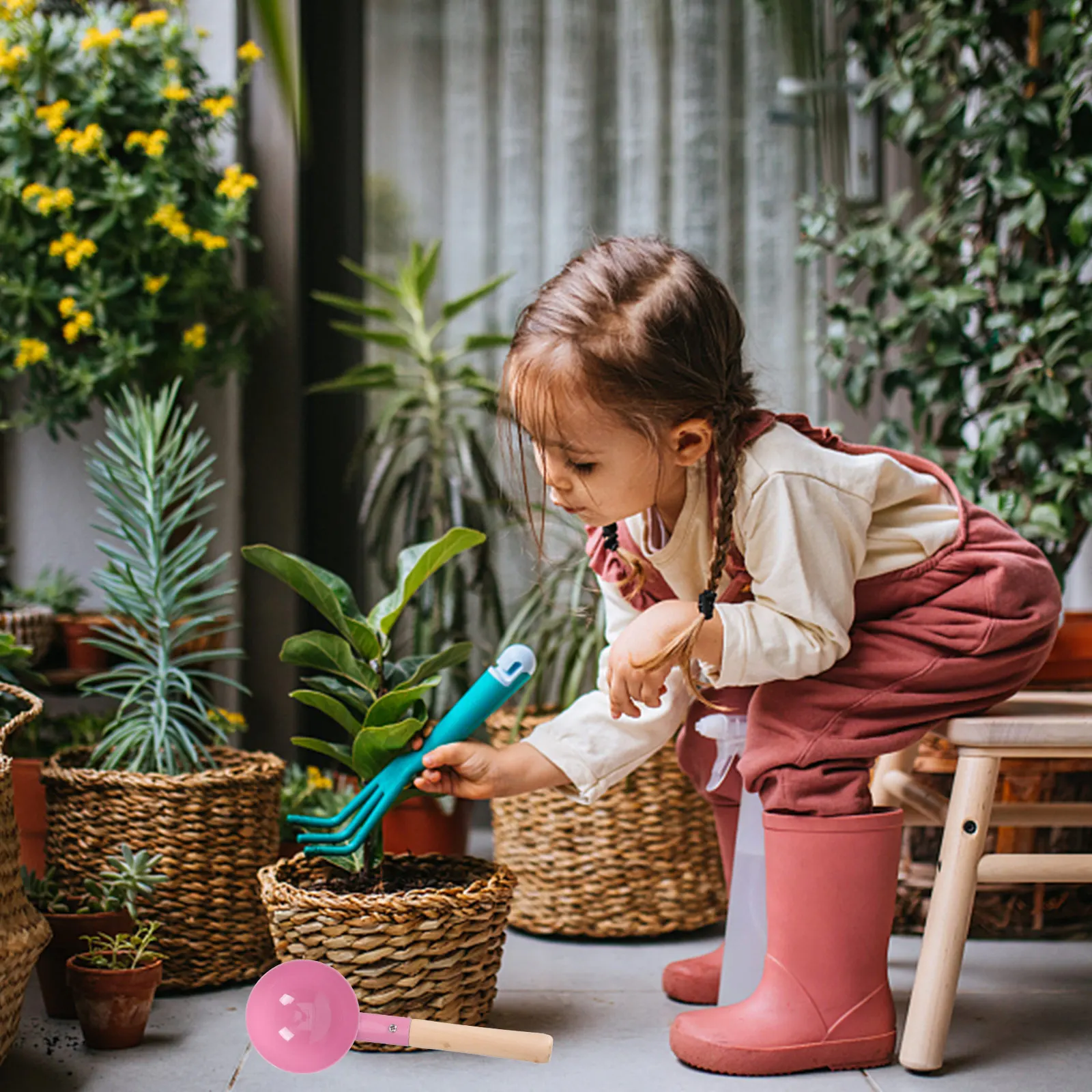 

1Set Kids Gardening Tools Lightweight Ergonomic Comfortable Handle Easy Digging Transplanting Soil Loosening Mini Rake Garden