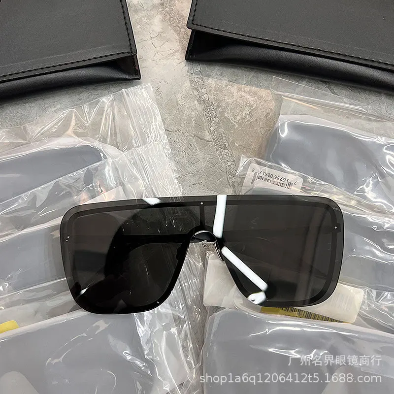 One-piece mirror conjoined goggles sunglasses female sunglasses male western style black frame European style UV protection.