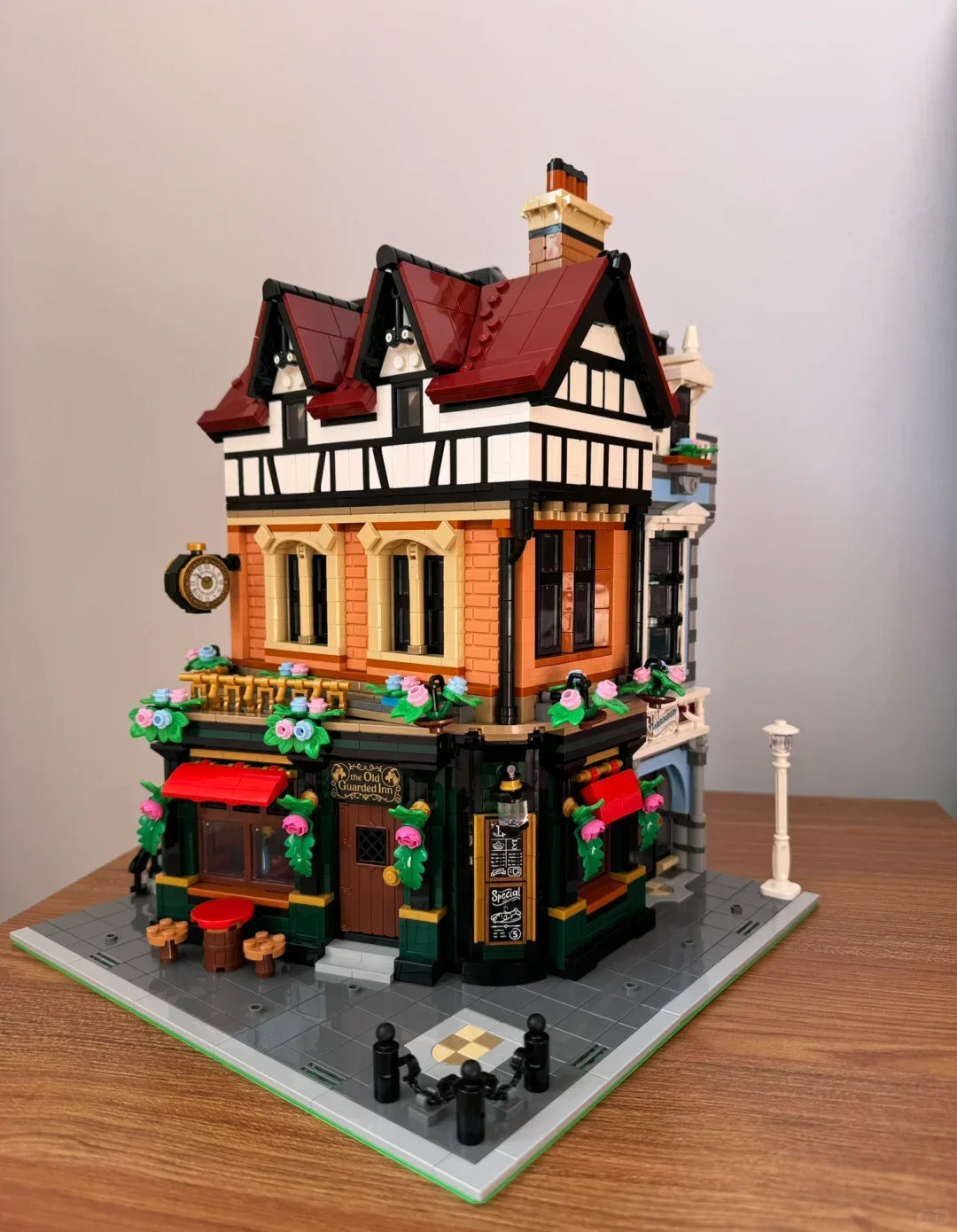 

Новые строительные блоки MOC для создания уличных сцен, украшения для мальчиков и девочек, праздничные подарки