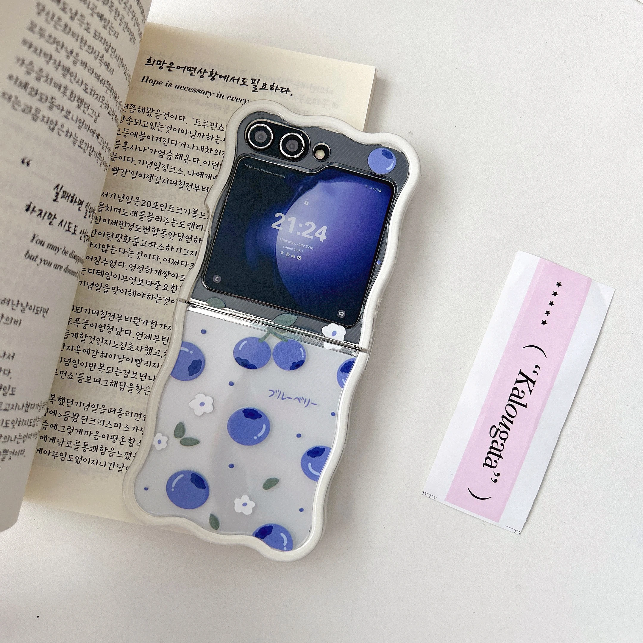 Wave Phone Cover For Samsung Galaxy Z Flip 7 6 5 4 3 Blue Fruit Blueberries With Lanyard Chain Soft Tpu Shockproof Phone Case