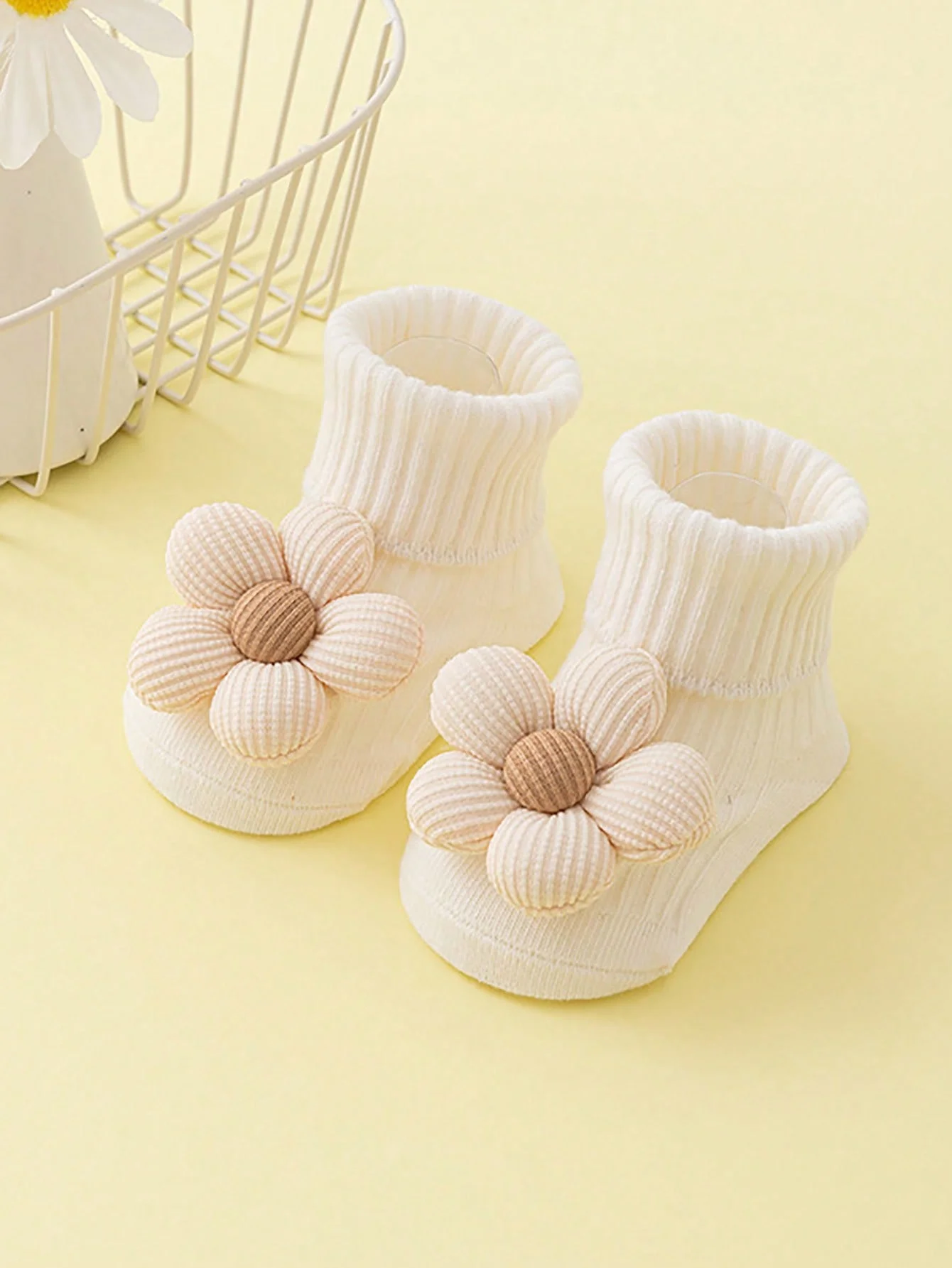 1 Pair of Baby Girls Mid Tube Floor Socks with Flowers Decoration, Soft Anti-Slip Ankle Socks for Toddlers 0-36 Months Daily Wear