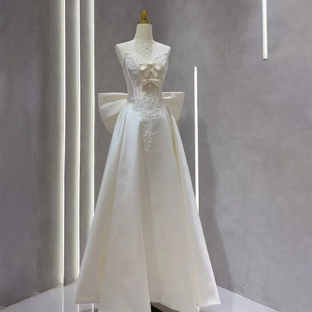 

Customized French Wedding Dress Bride Lace Appliques Strapless Satin Bow Large Size High-end Feeling A-line Outdoor Bridal Gown