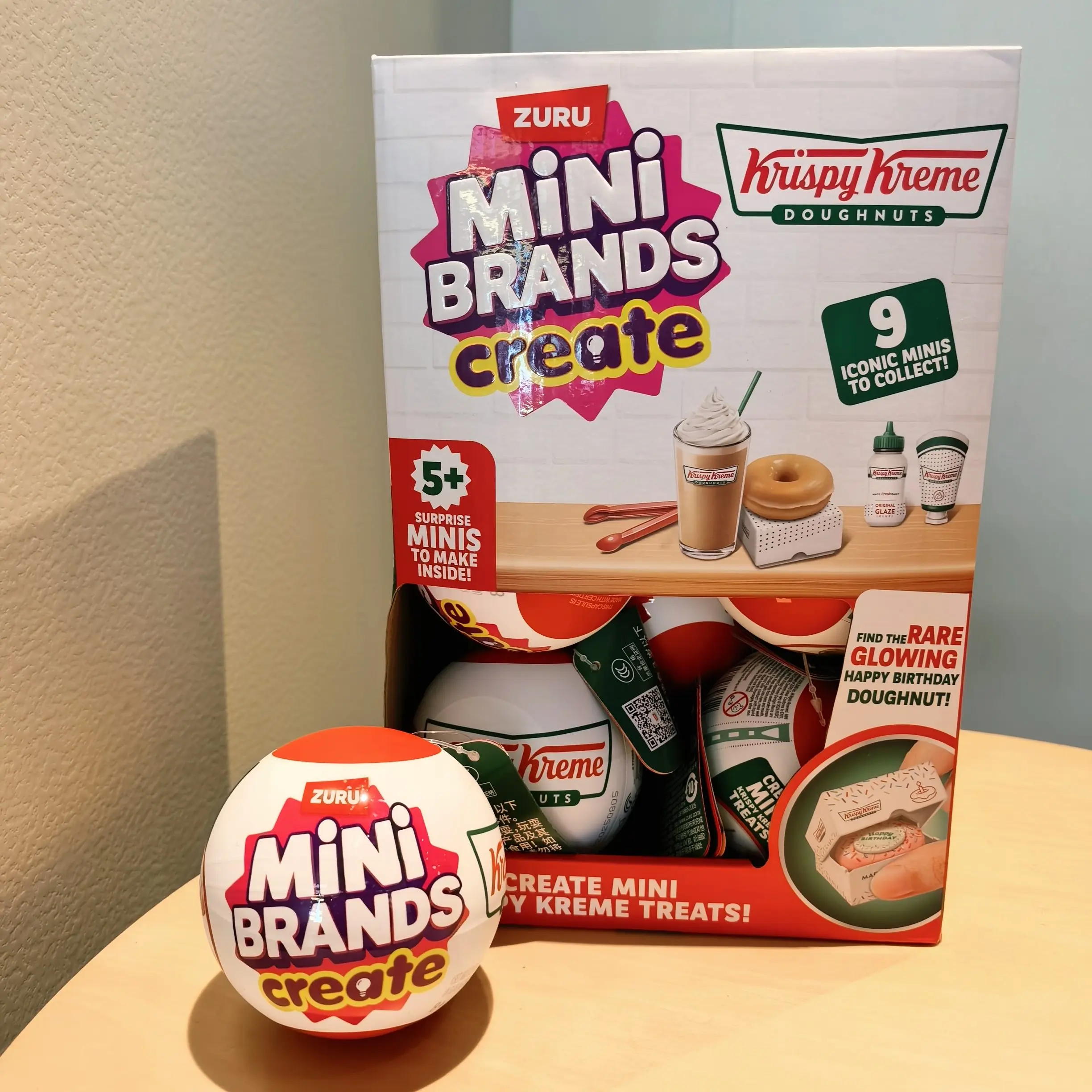 

Zuru Mini Brands Krispy Kreme Create Series Surprise Blind Box Toys Mini Food Donut Miniature Food Mystery Packaging Toys Gift