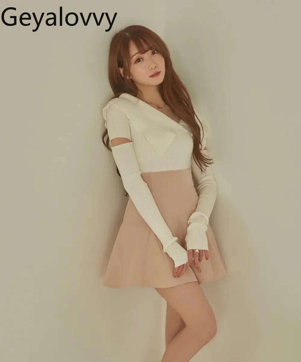 

Japanese Style Autumn Women's Knitted Shirt Turn-Down Collar Doll Casual Sweaters Short Sweet Long Sleeve Pullover Sweater