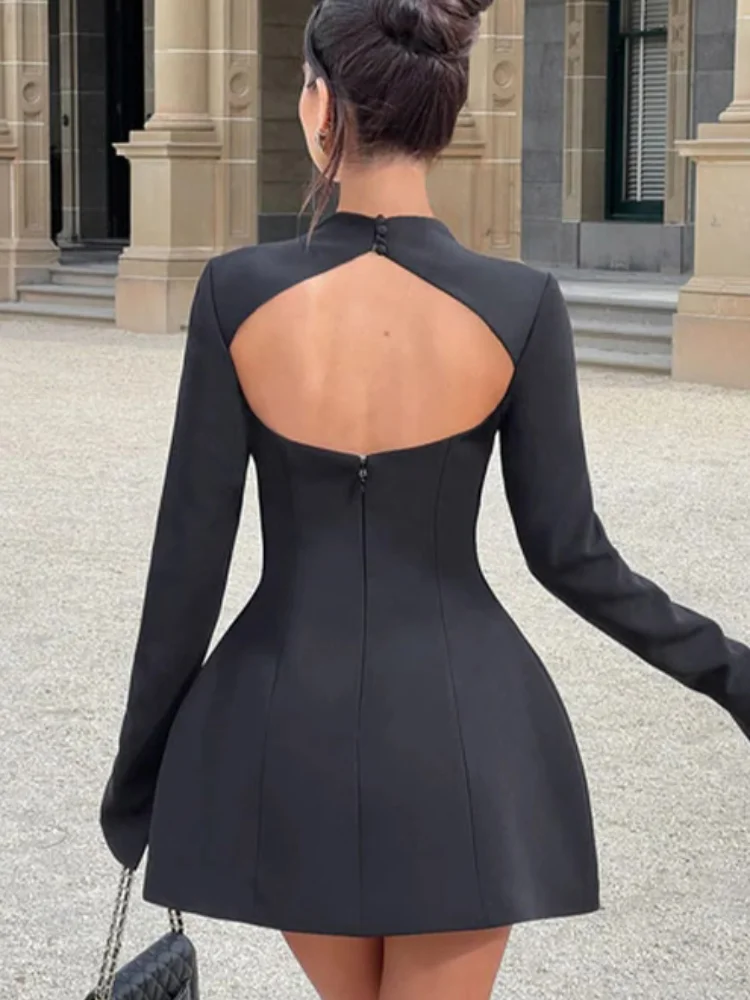 Elegante Weiße Backless A-line Mini Kleid Für Frauen Mode Hohe Kragen Bodycon Kurze Kleider Herbst Neue High Street Vestidos