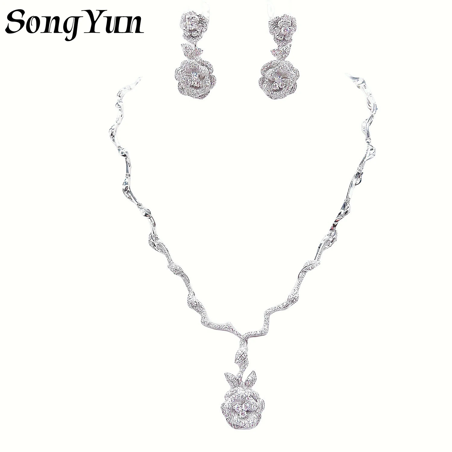 

Vintage Luxury Diamond Rose Flower Shine Zircon Necklace Earrings Jewelry Set for Fashionable Brides Valentine's Day Gift