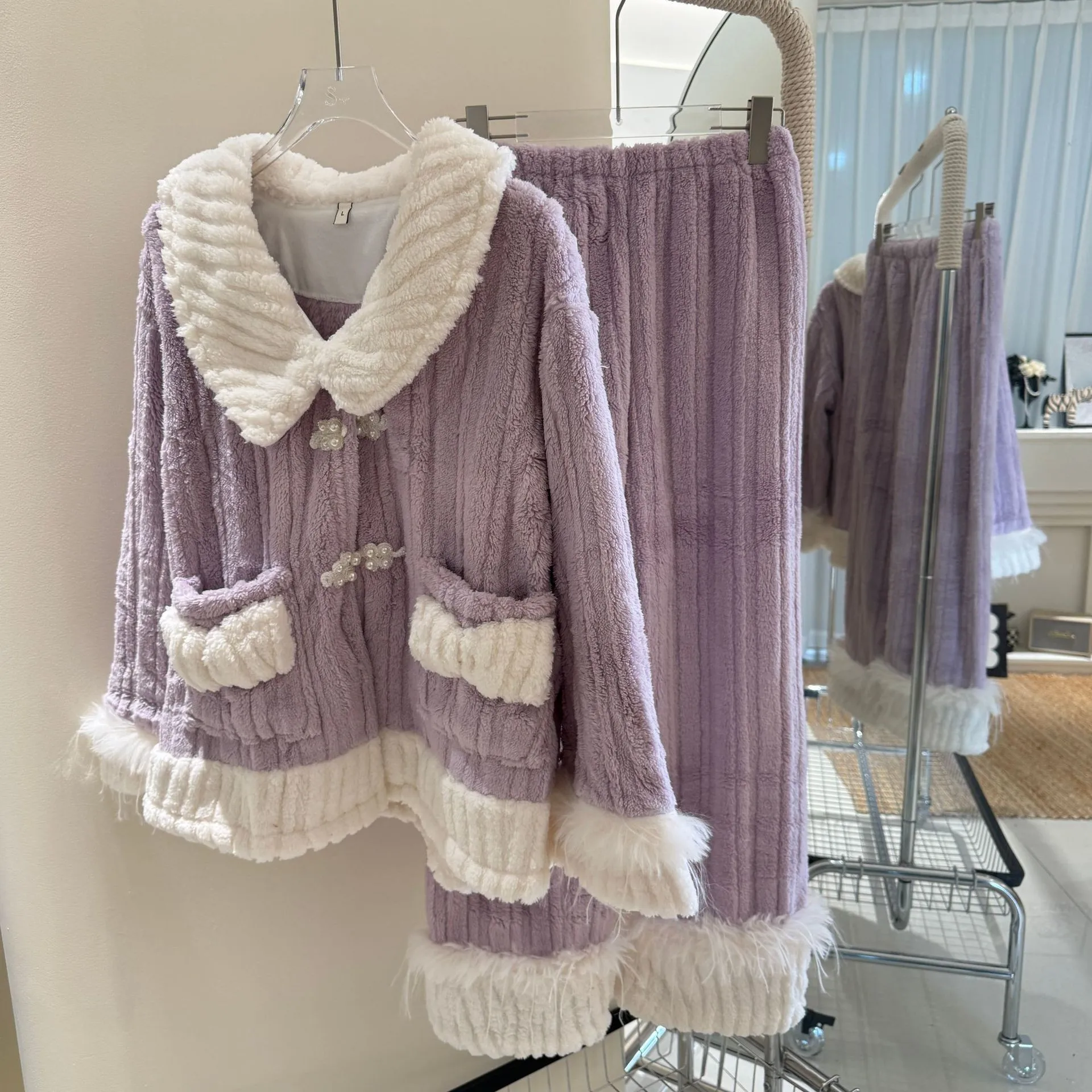 

Зимний утепленный фланелевой женский пижамный комплект, одежда для дома, одежда для сна из кораллового флиса, рубашка с лацканами, брючные костюмы, свободная домашняя одежда