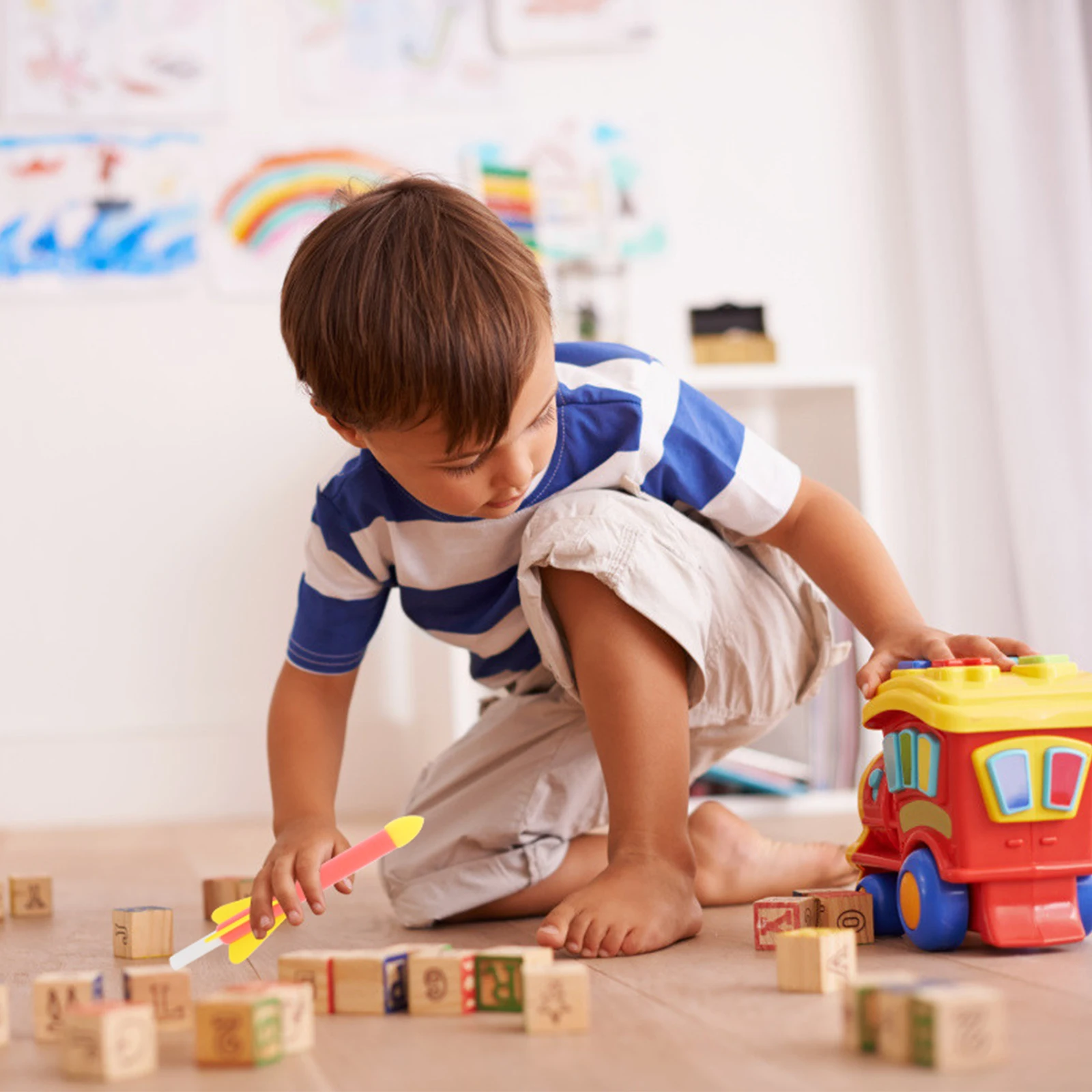 

1Set Foam Finger Rockets Flying Fun Safe Materials Kids Launcher Easy Children Gifts Children Toys Rockets Toys