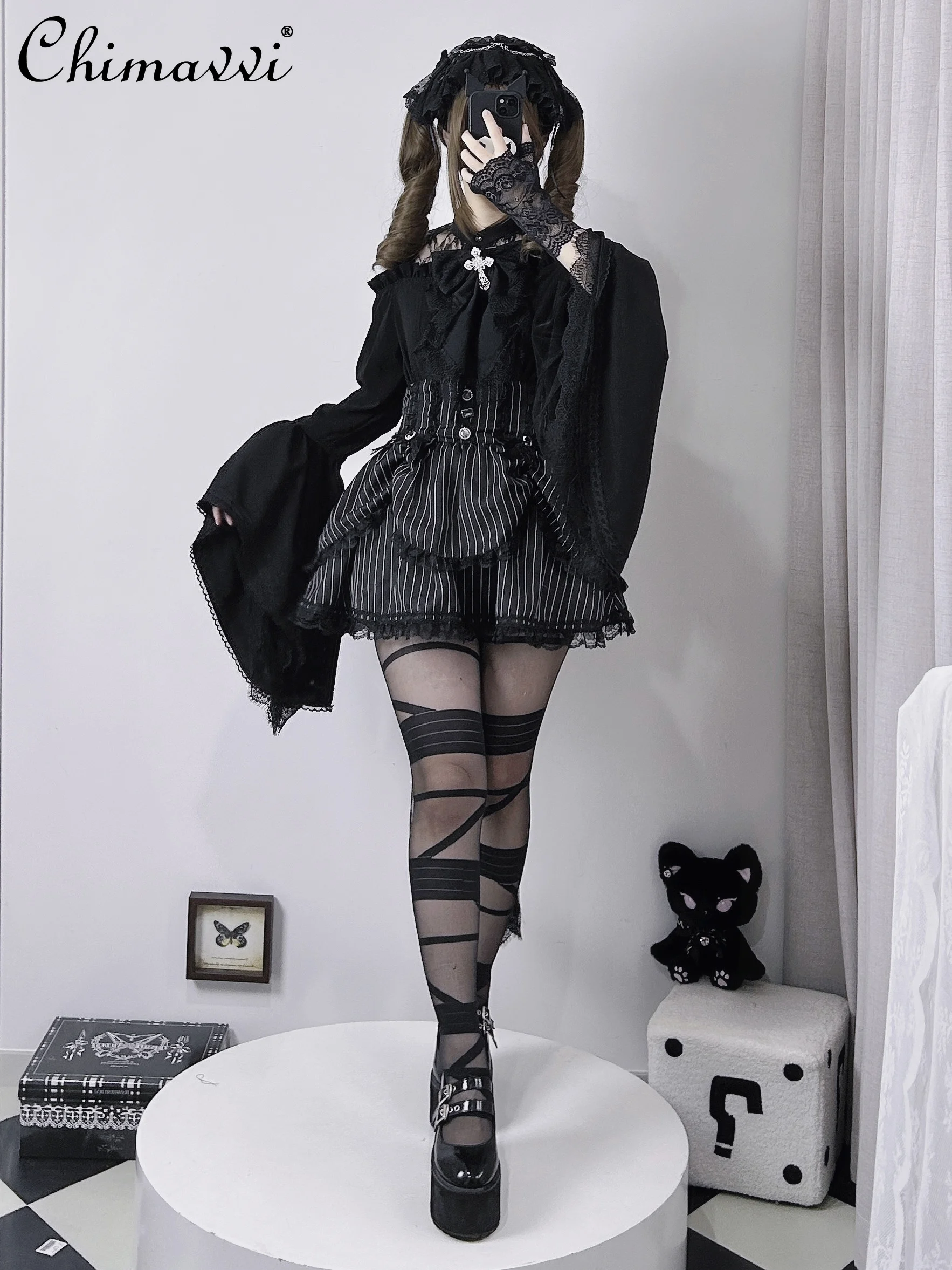 Original Japanese Mine Series Mass-produced Ji Sleeve Lace Splicing Lolita Shirt Mini Skirt and Cape 3-piece Women\'s Outfits