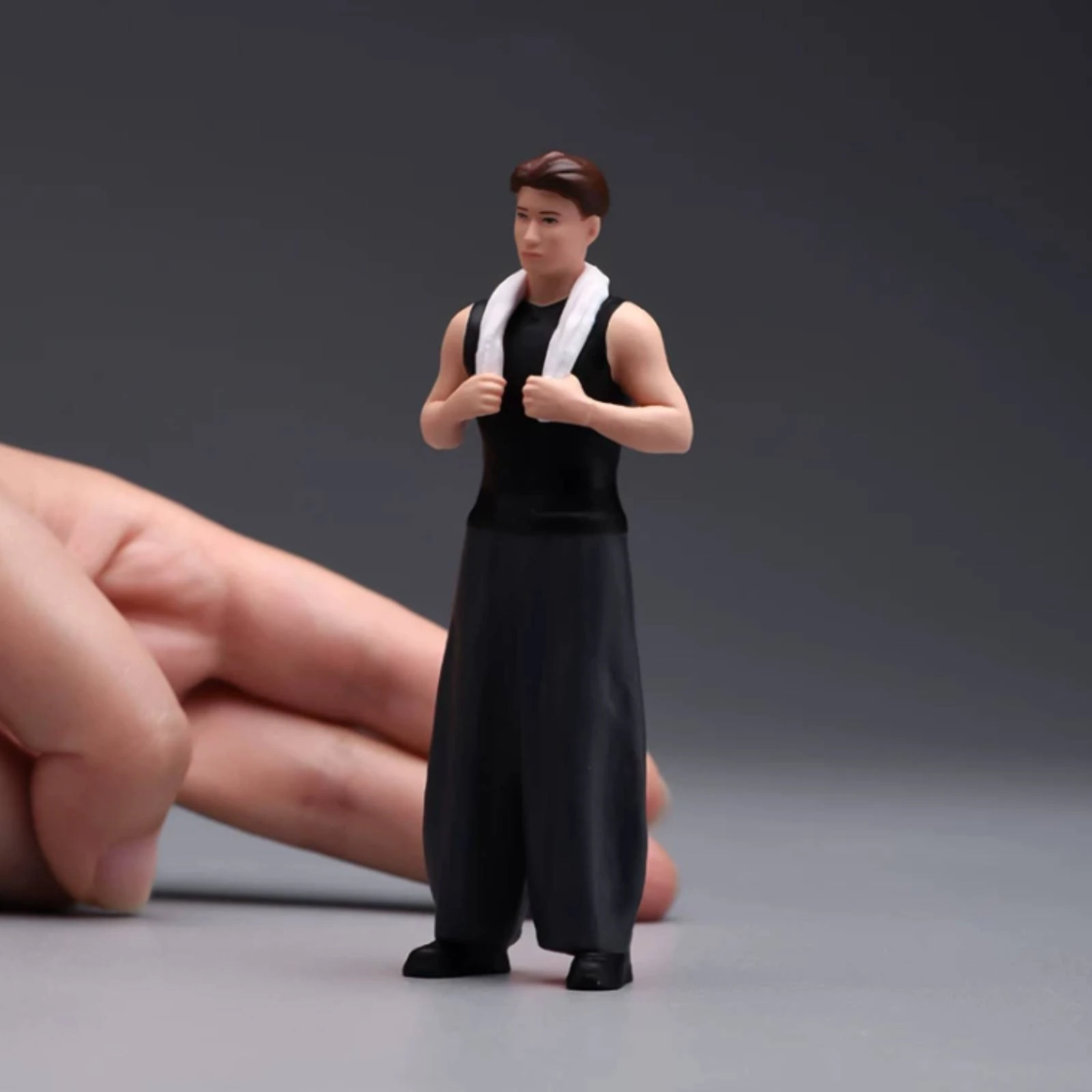 Garage Mechanic Figure Realistic Mechanic Figurine Repairman Figurine Collectible Model Figures Long-Lasting for Hobbyists