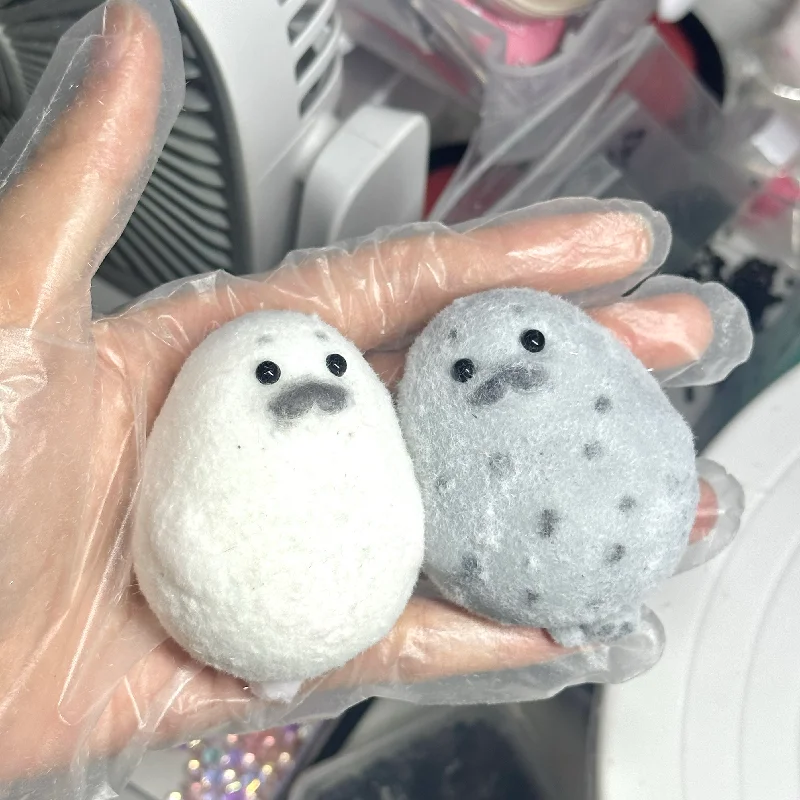 Taba Funny Kawaii Handmade Silicone Plush Grey White Seal Cute Sea Lion Girl Birthday Kids Gift Pinched Fidgeting Squishy Toys