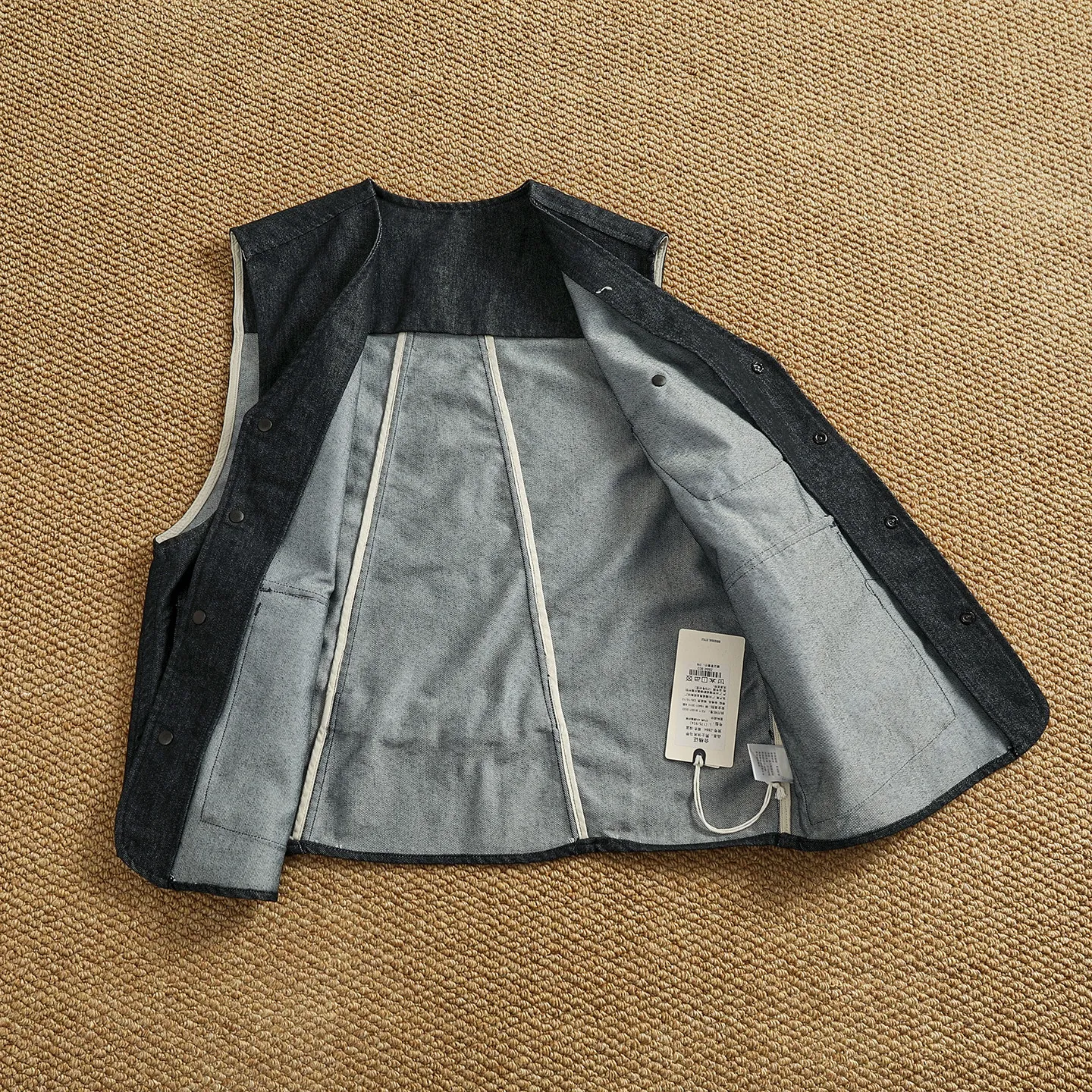 2026 Spring Autumn New American Retro Sleeveless Cargo Vest Men's Simple 57% Cotton Washed Loose Outdoor Casual Denim Waistcoat