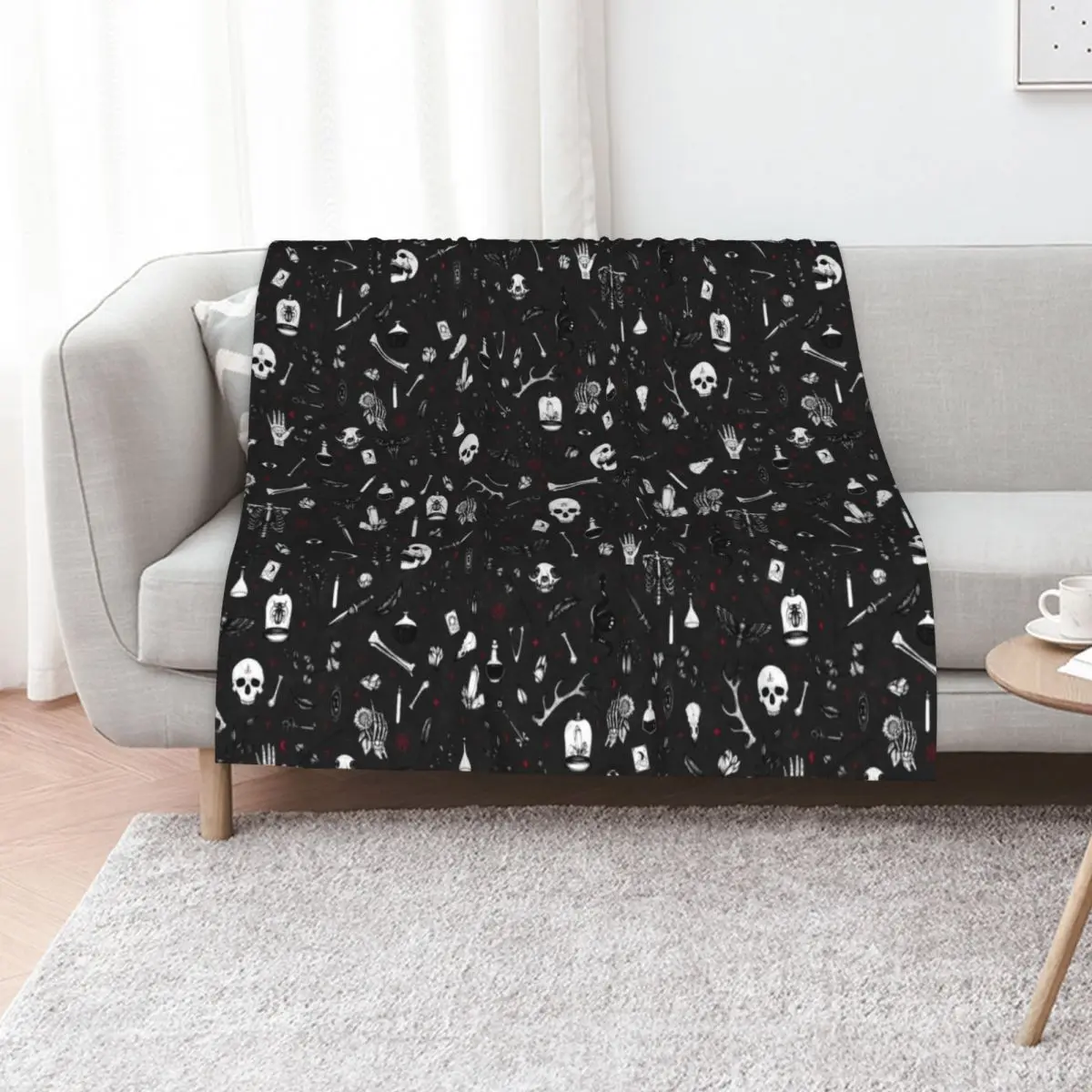 Black and Red Witchy Pattern Throw Blanket Comforter Plaid on the sofa Extra Large Throw Sofa Throw Decoratives Thin Blankets
