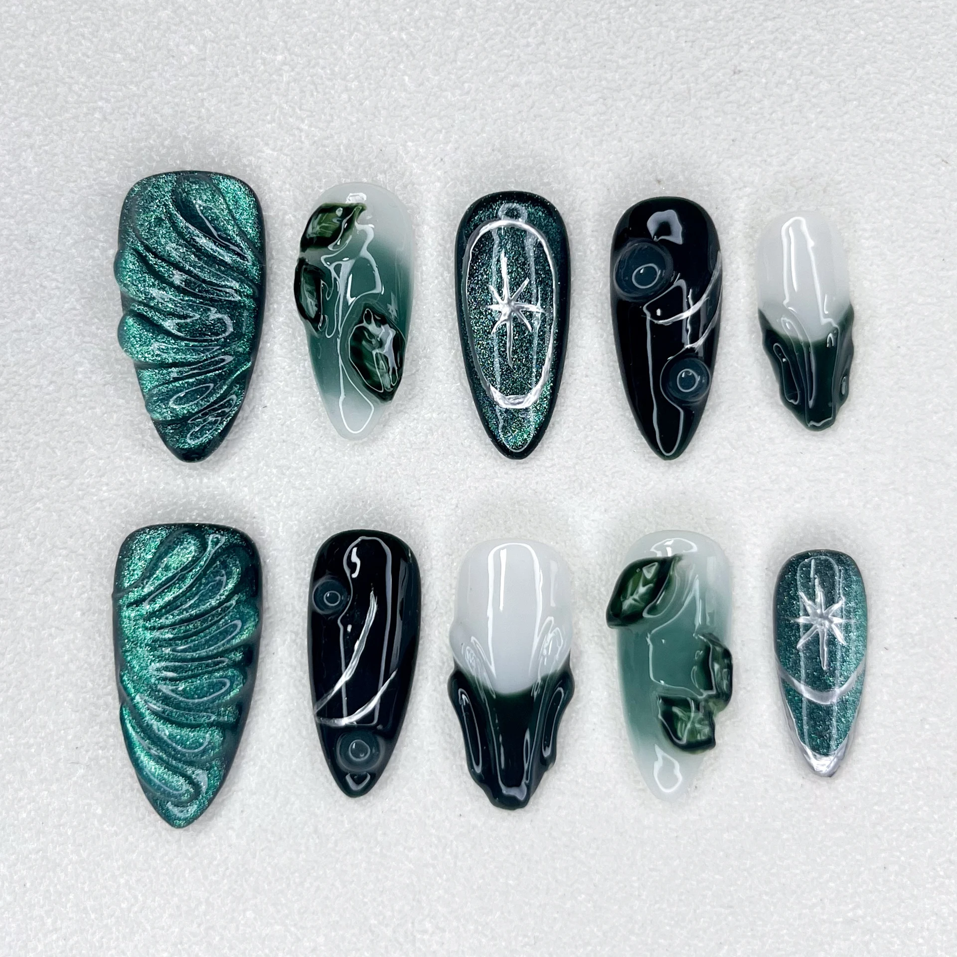 

New Fake Nails Handmade Dark Series Almond Length 3D Relief Gradual Change Series Female Nail Decoration