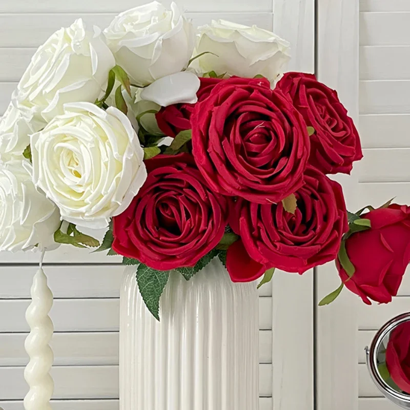 

Artificial 7-head Rose Bouquet Living Room Desktop DIY Flower Arrangement Wedding Decoration Hand-held Flower Photography Props