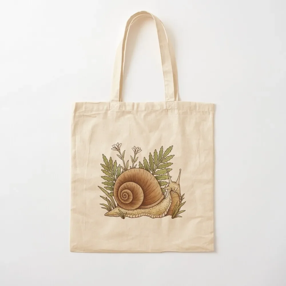 

Cute Snail Fern Slug Funny Snail Cottagecore Fairy Grunge Fairycore Woods Forestcore Mosscore Green Witch Tote Bag