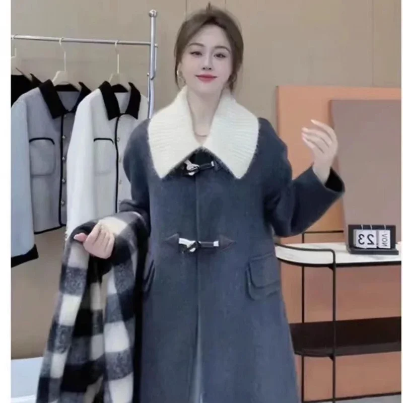 

Korean Version Mid-length Splicing Doll Collar Loose Fashion Horn Buckle Autumn /winter Wool CoatDouble-sided Wool Coat Female