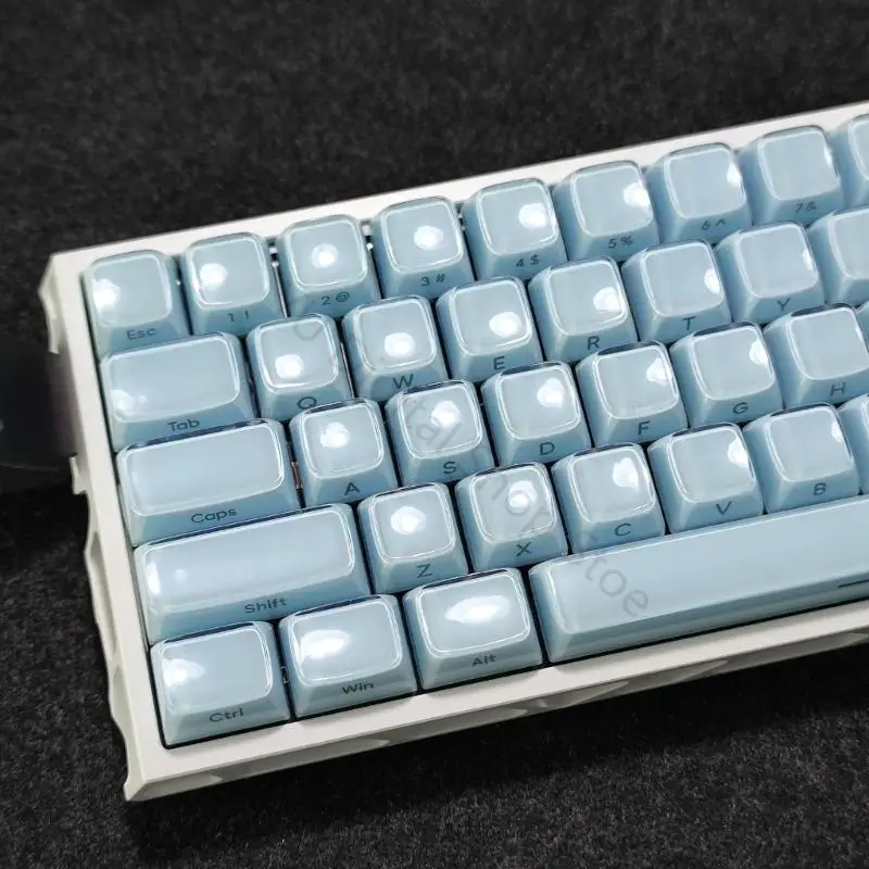 96BA Replacement Keycap Set for Mechanical Keyboard and Cleaner Desk