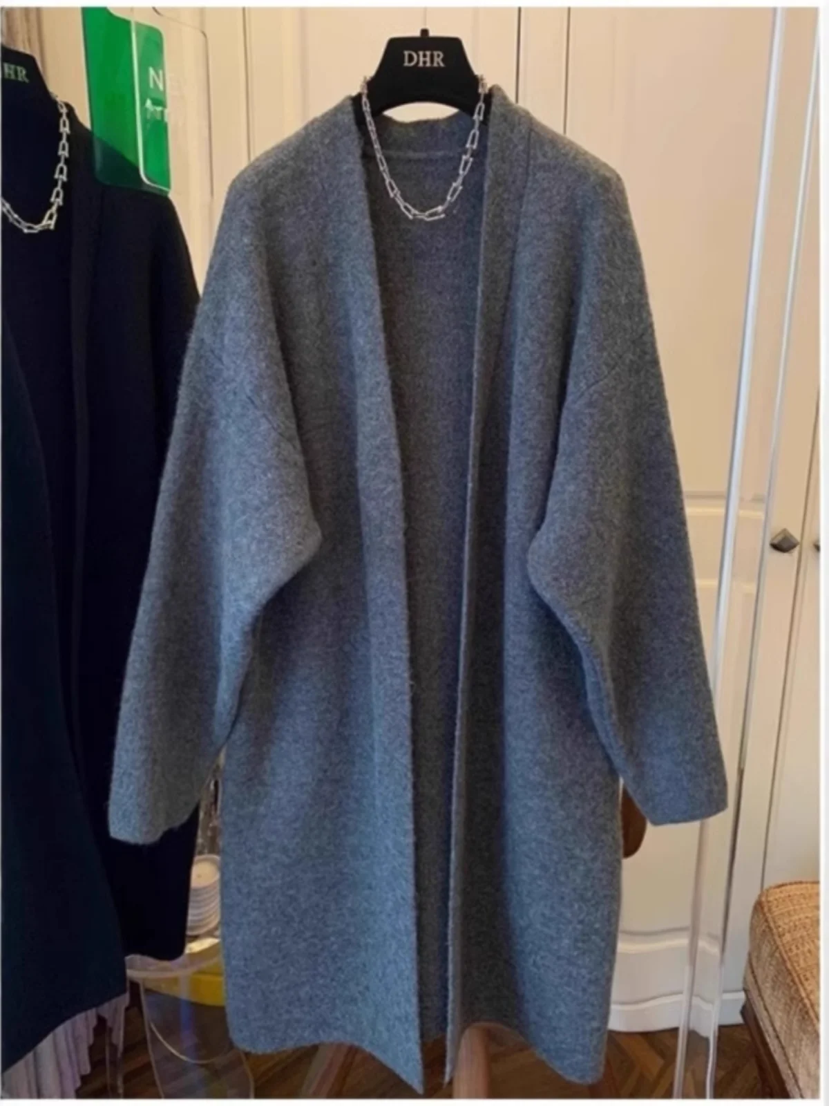 

Очень большой вязаный кардиган средней длины на 300 пуговиц, осенне-зимний, повседневный, свободного кроя, верхняя одежда, топ в стиле Ins