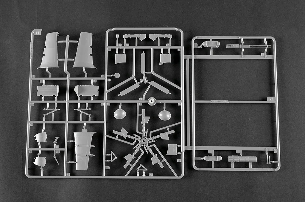 Trumpeter Kit de modelo de avión ensamblado de plástico 05829 mi-24P "Hind F" helicóptero Gunship 1/48