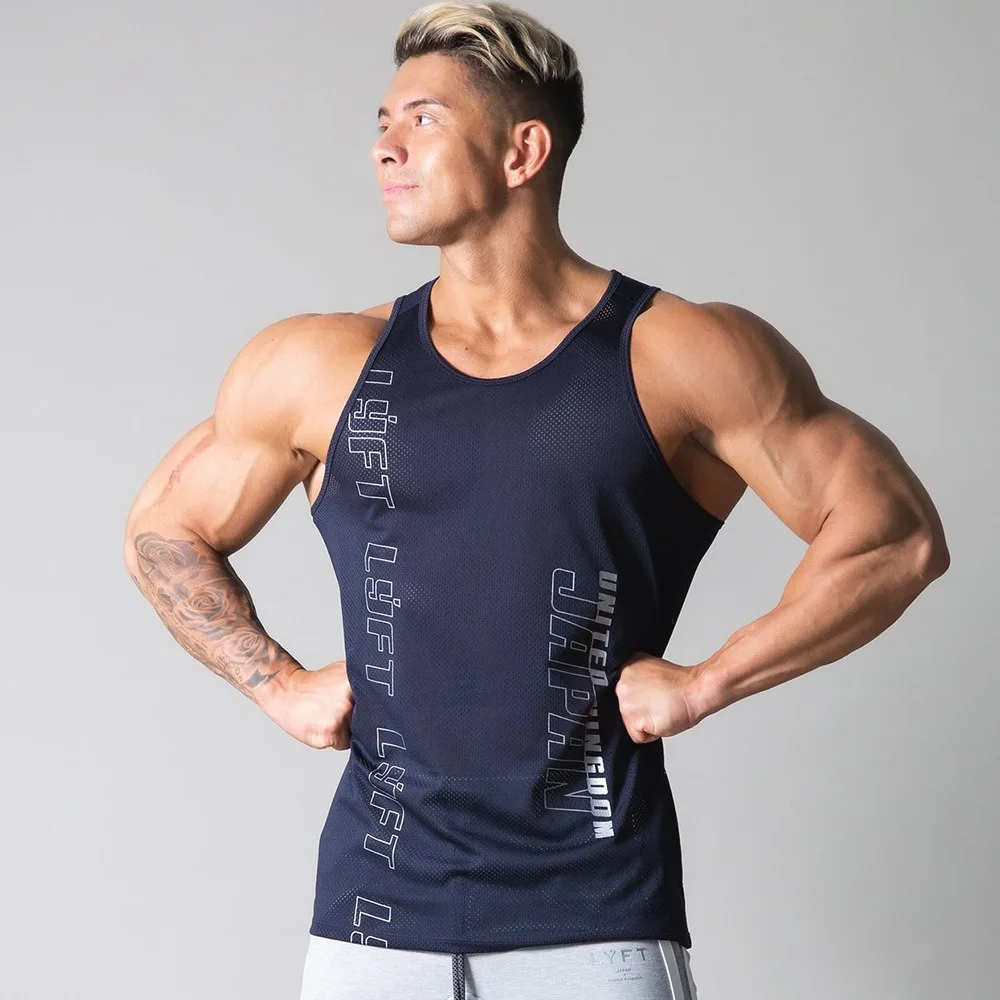 Wholesale of summer new men\'s tank tops by manufacturers, sleeveless fitness tank tops, men\'s running training fitness tank tops