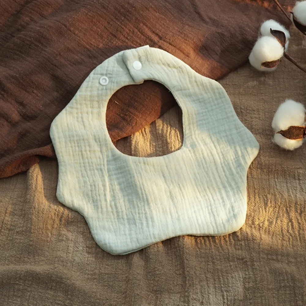 تغذية المرايل مكافحة القيء مقاوم للماء شكل زهرة الطفل الترويل المرايل غزل القطن الجولة الرقبة منشفة لعاب الأطفال الملابس
