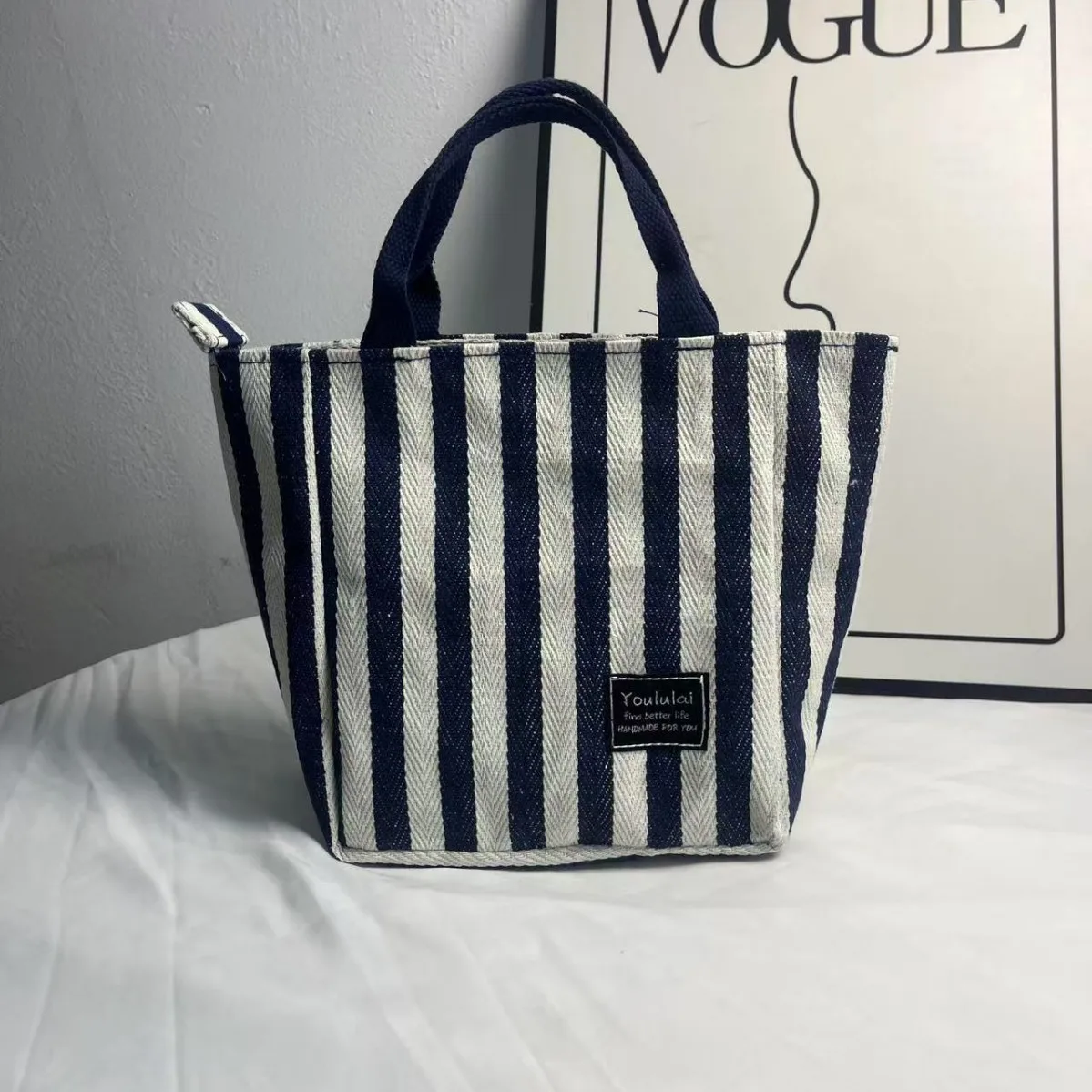 Japanese Style Checkered Canvas Tote Bag Artistic Student Commuter Bento Box Bag Handheld Durable Fabric Shoulder Bag