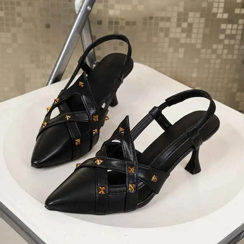 

Rivet-wrapped toe sandals, women's pointed-toe, shallow-mouthed hollowed-out, breathable high heels
