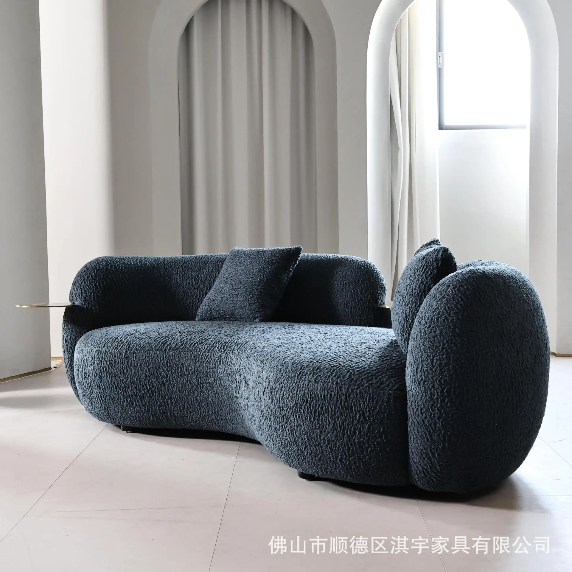 Qiyu Nordic Simple Fabric Special-shaped Sofa Light Luxury Living Room Clothing Store Furniture Pea Curved Lamb Fleece Fabric