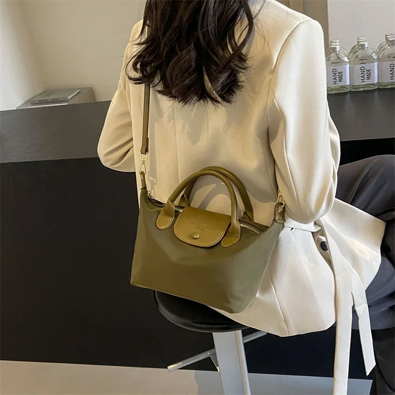 Solid Simple Button Sewing Fashion Oxford Shoulder Bags Buckle Zipper Crossbody Bag 2024 Hot Sale Hand Bags for Women Bolsa