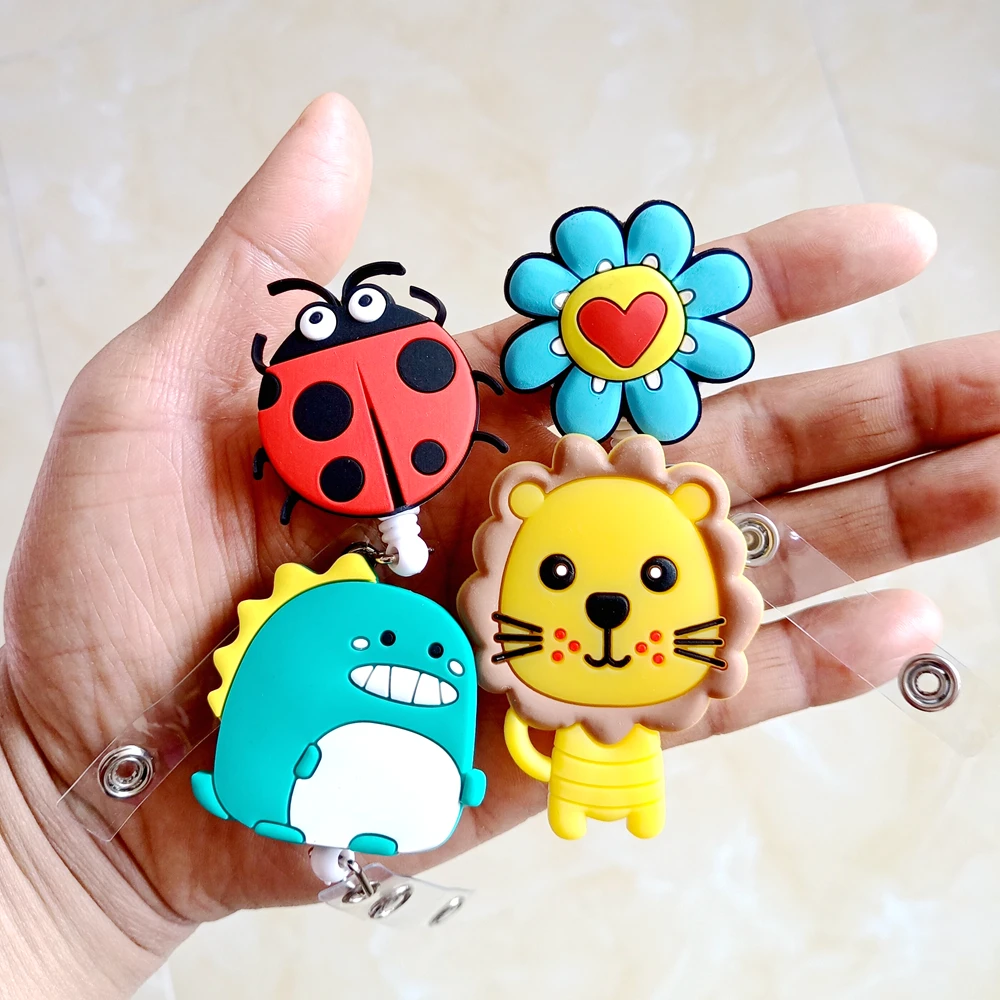 Hospital Medicine Nurse Doctor Retractable Cartoon Butterfly Animals Badge Reel Clips Keychains Brooch Students Name Card Holder