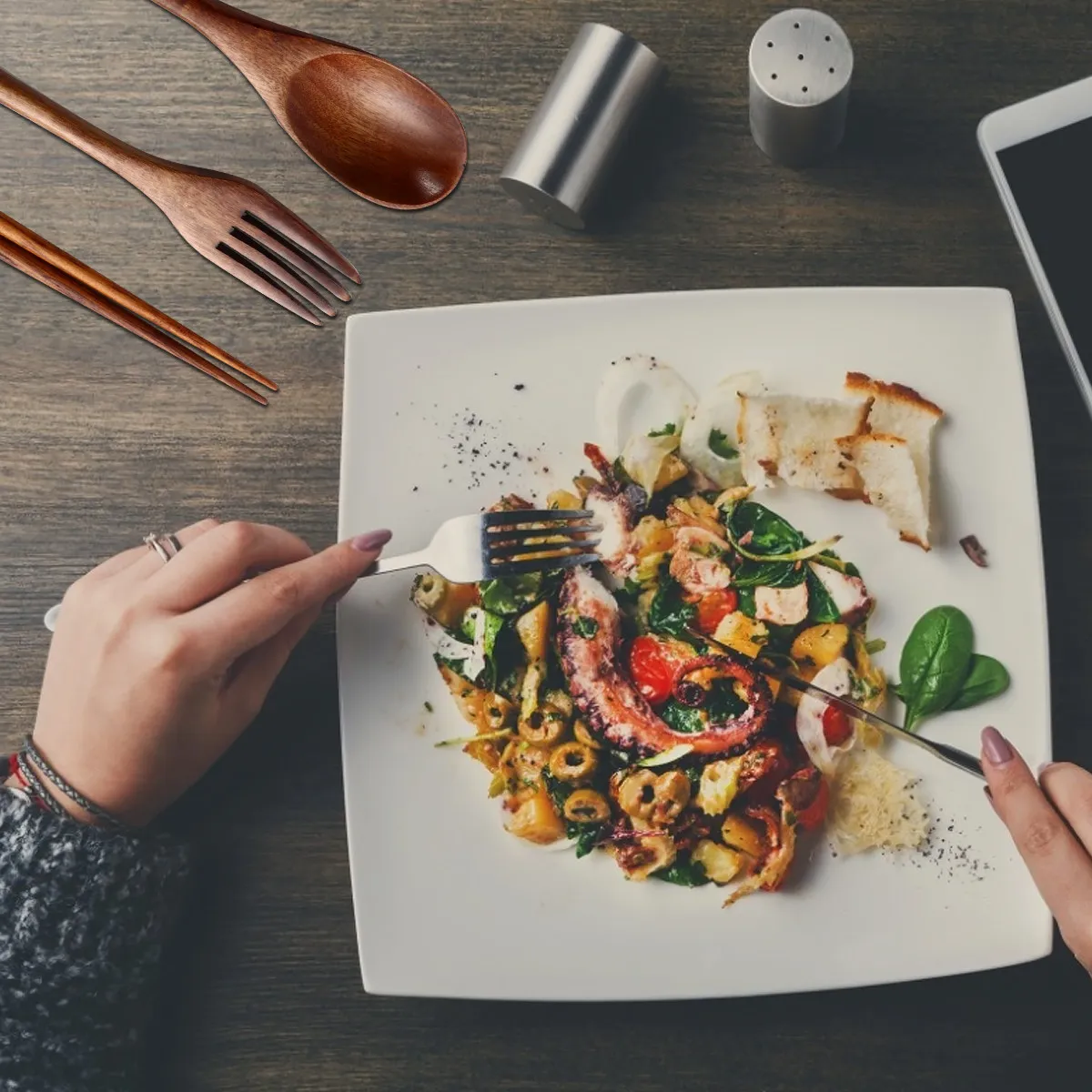 

Набор из 6 предметов: Изысканные деревянные столовые приборы (вилка, ложка, палочки для еды) – гладкие, безопасные, многоразовые, для ресторанов, отелей, вечеринок