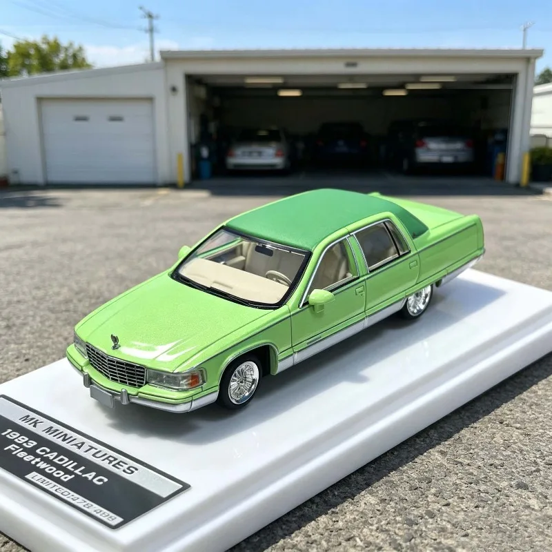 1:64 Wood West Coast Shanghai Exhibition Edition Alloy Simulation Vehicle Model, Boy Toy Gift, Room Collection Decoration Item
