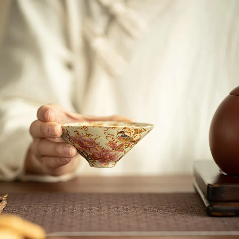 1 Pc Chinese Tradition Ceramic Tea Cup Handmade Flowers and Birds Teacup Gourd Shape Tea Bowl Master Cup Tea Set Accessories